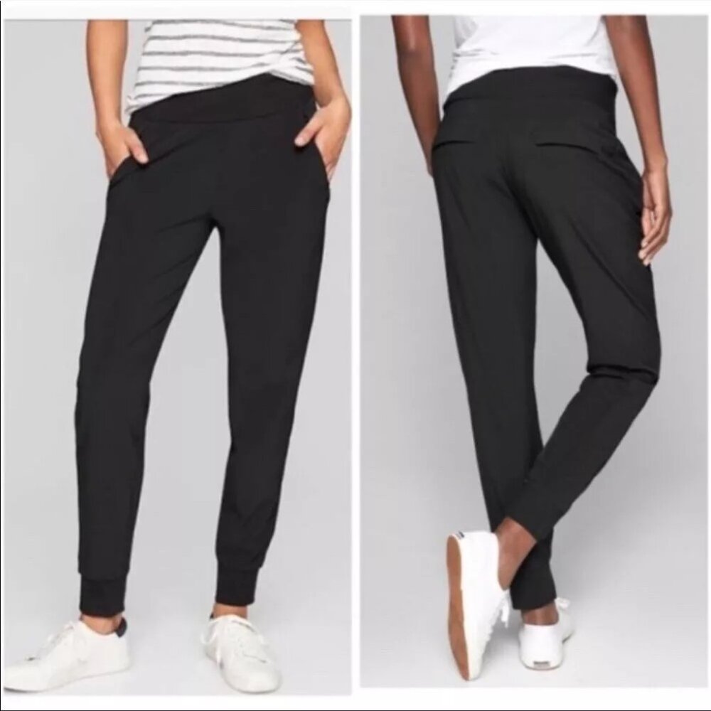 NWT Athleta Soho Joggers - Sz 10
